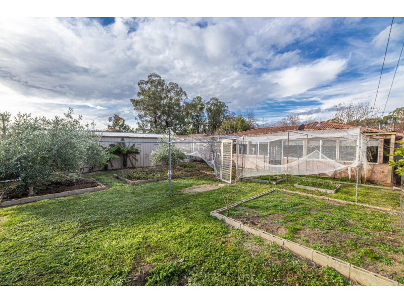 40 Abercorn Crescent, Isabella Plains ACT 2905