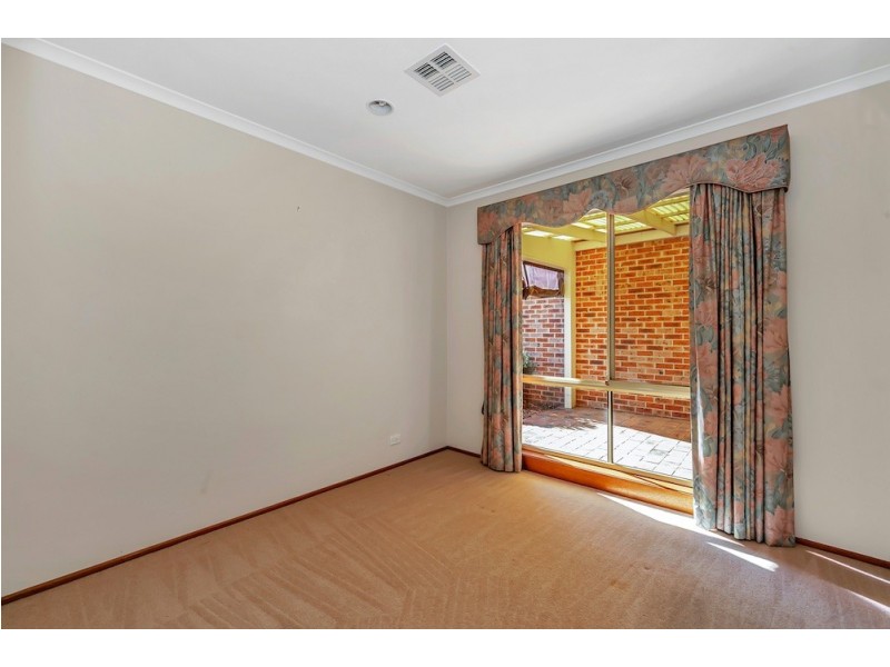 14 John Young Crescent, Greenway ACT 2900