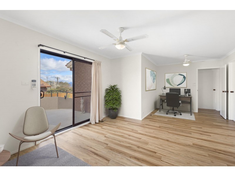 9 Finlayson Place, Gilmore ACT 2905