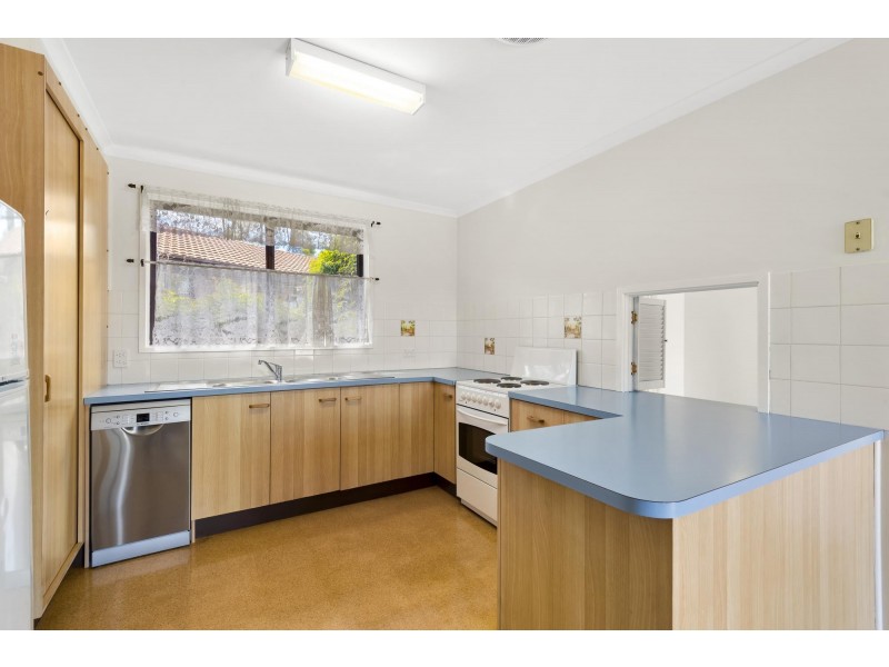 9 Finlayson Place, Gilmore ACT 2905