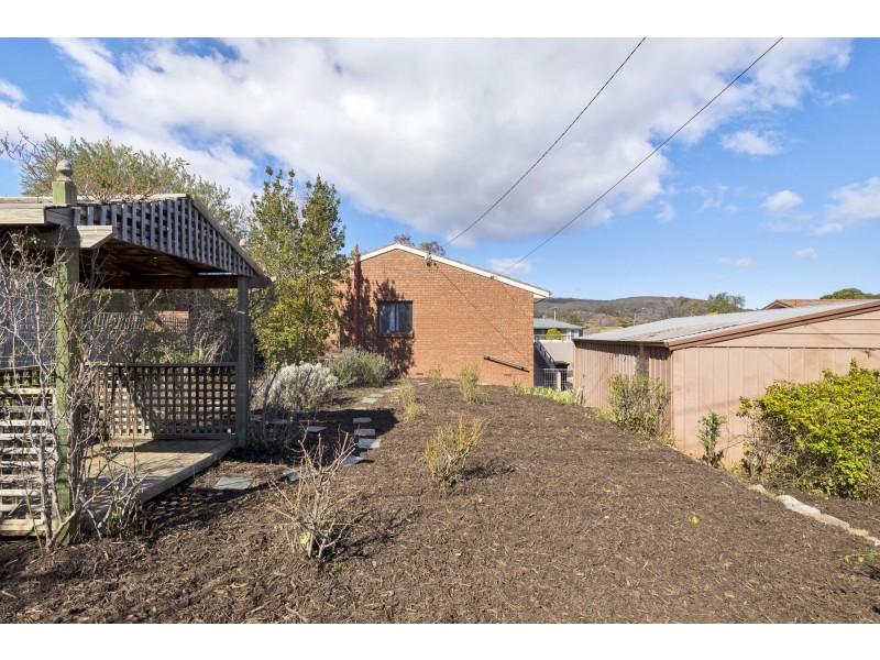 9 Finlayson Place, Gilmore ACT 2905