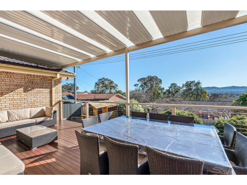 77 Mountain Circuit, Calwell ACT 2905