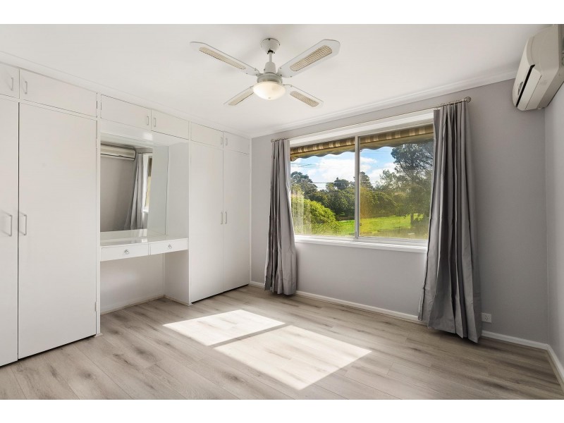 5 Shaw Place, Kambah ACT 2902