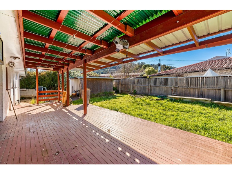 7 Hardy Place, Kambah ACT 2902