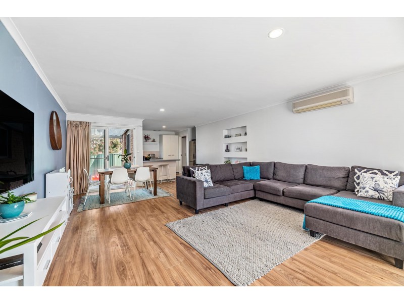 12/16 Blackett Crescent, Greenway ACT 2900