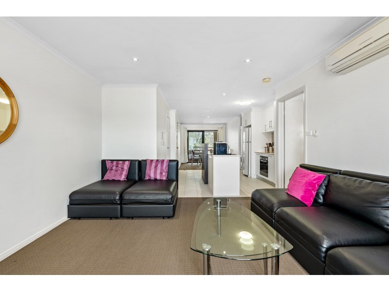 12/108 Athllon Drive, Greenway ACT 2900