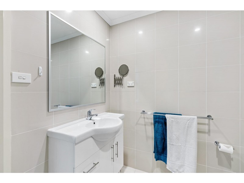 12/108 Athllon Drive, Greenway ACT 2900