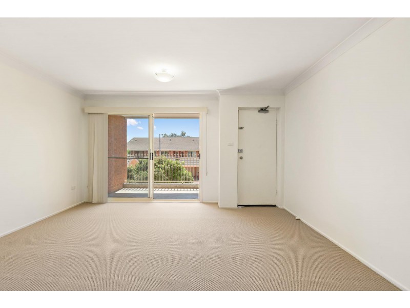 22/12 Albermarle Place, Phillip ACT 2606