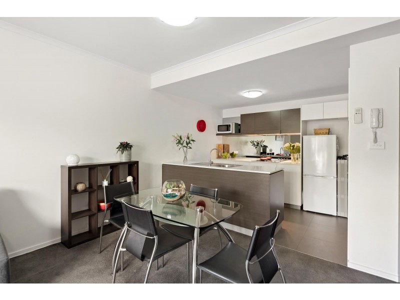 2/56 Cowlishaw Street, Greenway ACT 2900