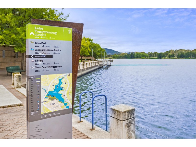 2/56 Cowlishaw Street, Greenway ACT 2900