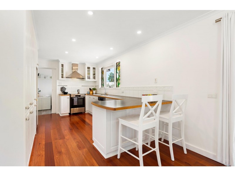 13 Faithfull Circuit, Kambah ACT 2902
