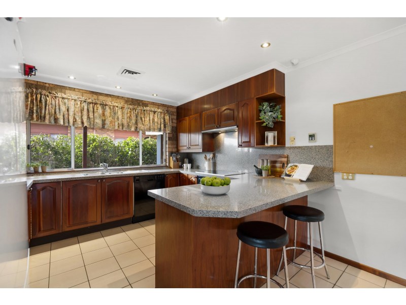 15 Bilkurra Street, Queanbeyan NSW 2620