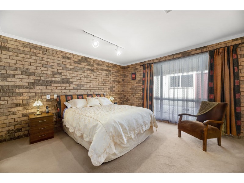 15 Bilkurra Street, Queanbeyan NSW 2620