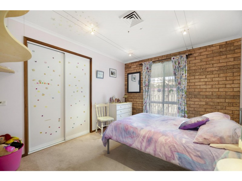 15 Bilkurra Street, Queanbeyan NSW 2620