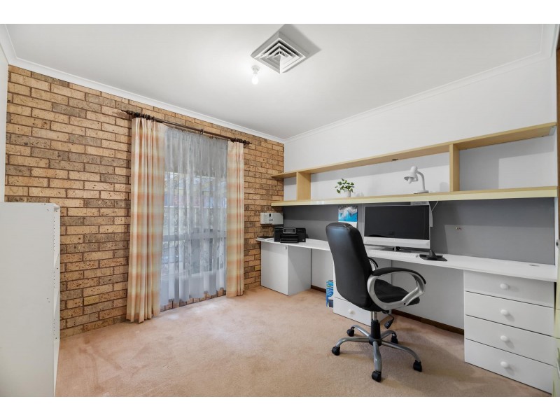 15 Bilkurra Street, Queanbeyan NSW 2620