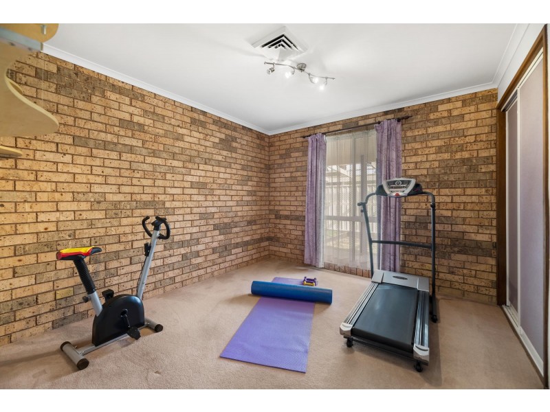 15 Bilkurra Street, Queanbeyan NSW 2620