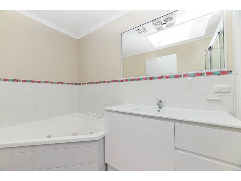 86 De Little Circuit, Greenway ACT 2900