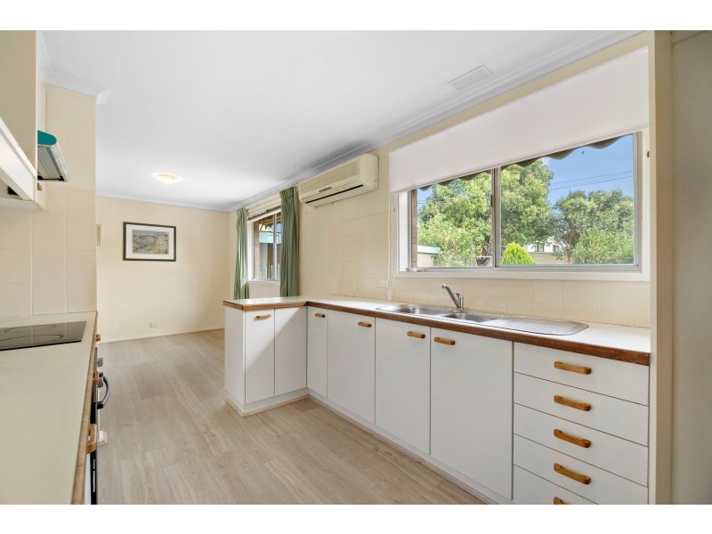 33 Bateman Street, Kambah ACT 2902
