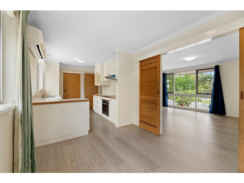 33 Bateman Street, Kambah ACT 2902