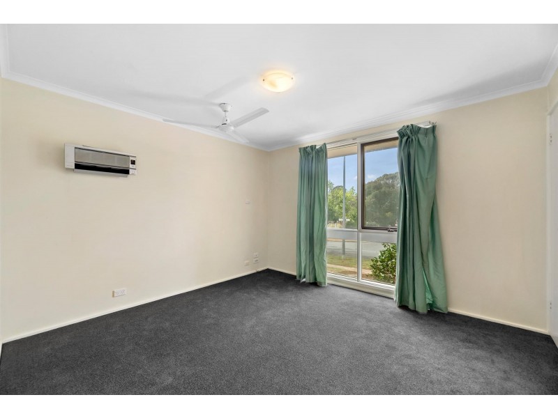 33 Bateman Street, Kambah ACT 2902