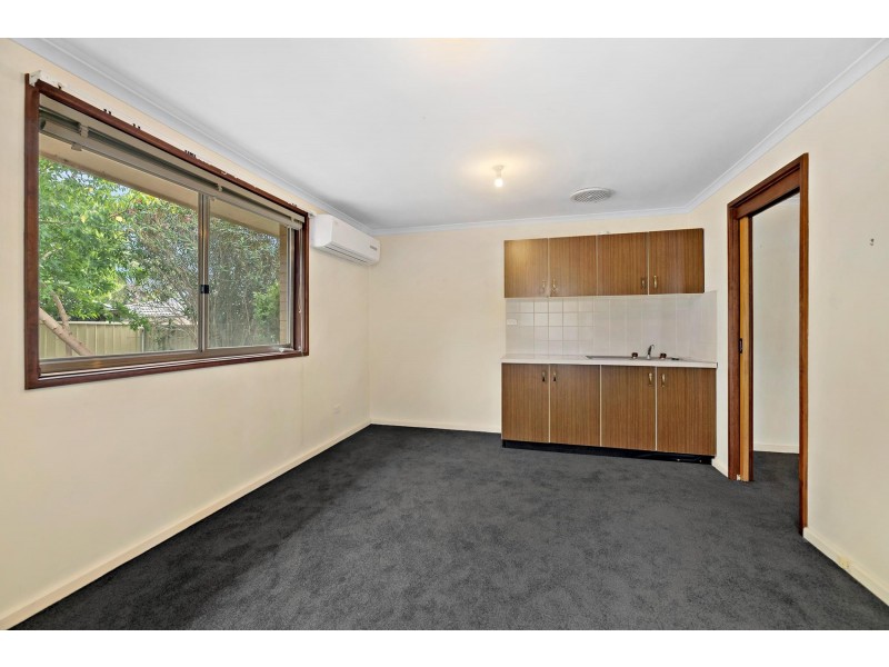 33 Bateman Street, Kambah ACT 2902