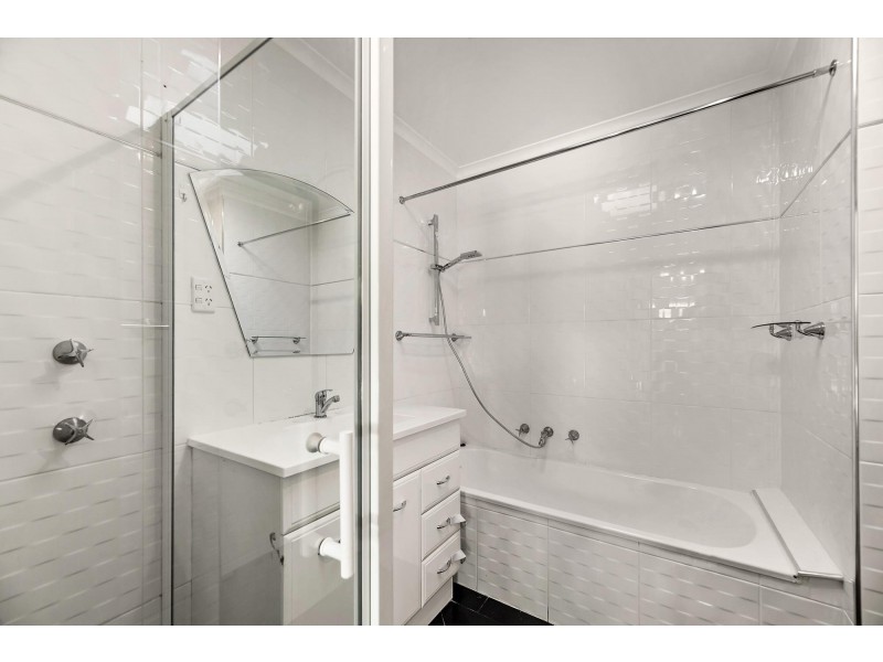 77 Pockett Avenue, Banks ACT 2906