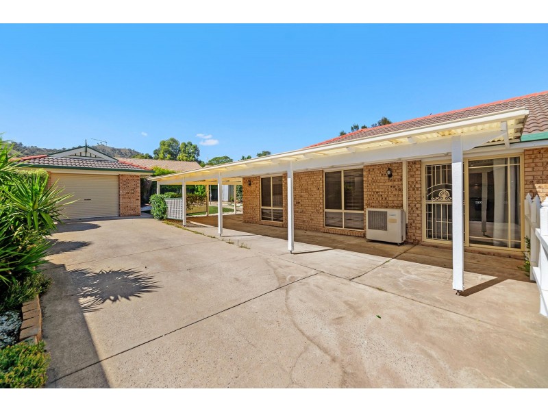 77 Pockett Avenue, Banks ACT 2906