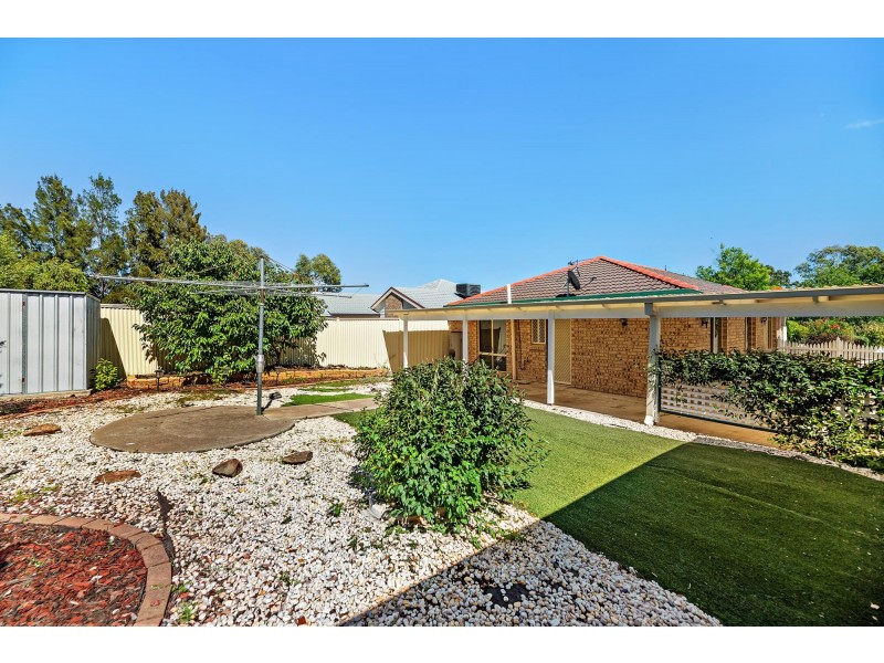 77 Pockett Avenue, Banks ACT 2906