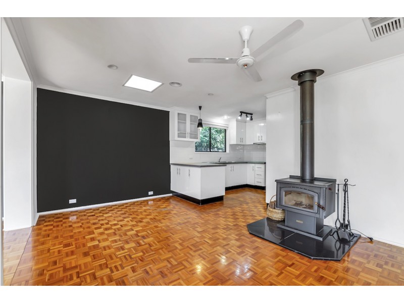 8 Conway Place, Gowrie ACT 2904