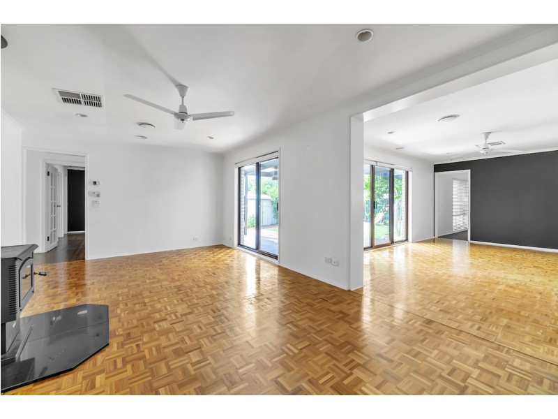 8 Conway Place, Gowrie ACT 2904