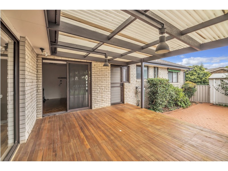 8 Conway Place, Gowrie ACT 2904