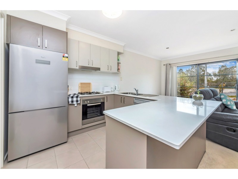 2/1 Ashley Drive, Wanniassa ACT 2903