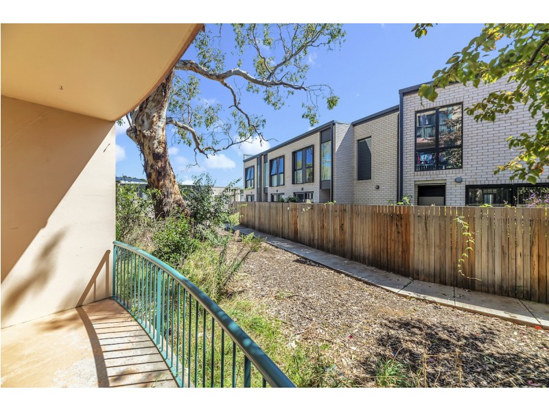 2/53 Port Jackson Circuit, Phillip ACT 2606