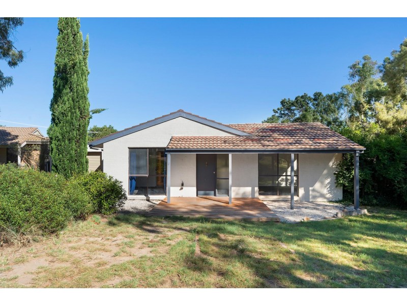 9 Arden Place, Gilmore ACT 2905