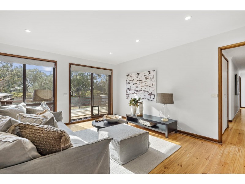 19 Farrelly Close, Oxley ACT 2903