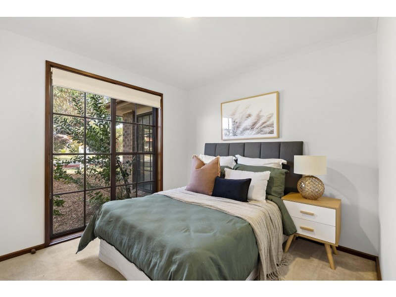 19 Farrelly Close, Oxley ACT 2903