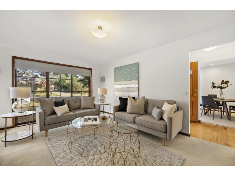 19 Farrelly Close, Oxley ACT 2903
