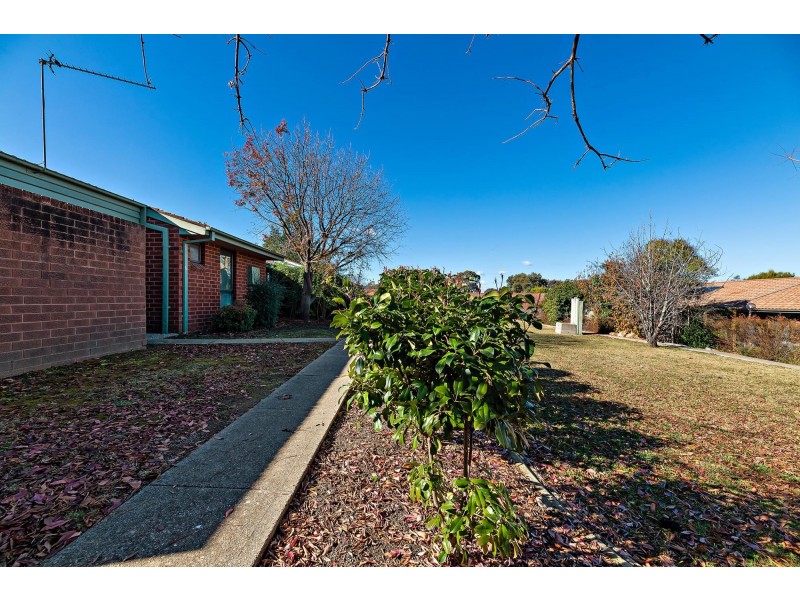 1/35 Ashby Circuit, Kambah ACT 2902