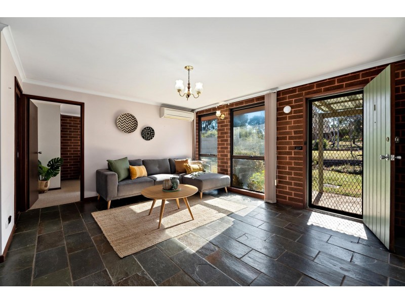 1/35 Ashby Circuit, Kambah ACT 2902