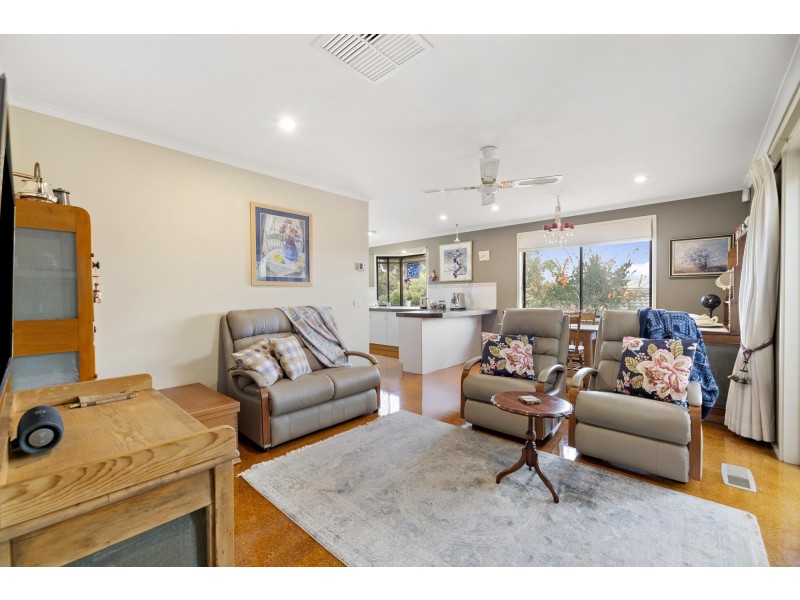 9 Veale Street, Monash ACT 2904