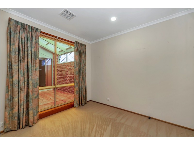 14 John Young Crescent, Greenway ACT 2900