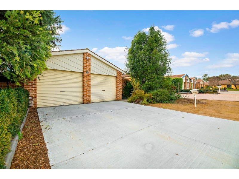 14 John Young Crescent, Greenway ACT 2900