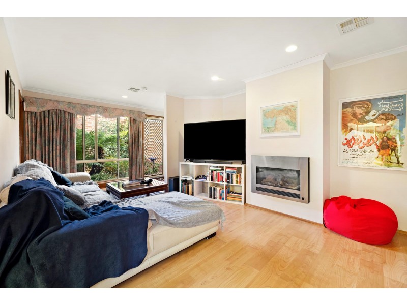 14 John Young Crescent, Greenway ACT 2900