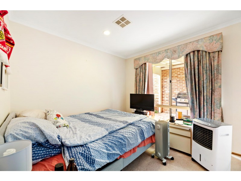 14 John Young Crescent, Greenway ACT 2900