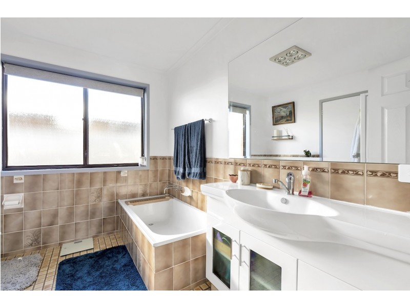 173 Lawrence Wackett Crescent, Theodore ACT 2905