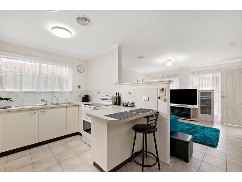 1/24 Helen Mayo Crescent, Bonython ACT 2905
