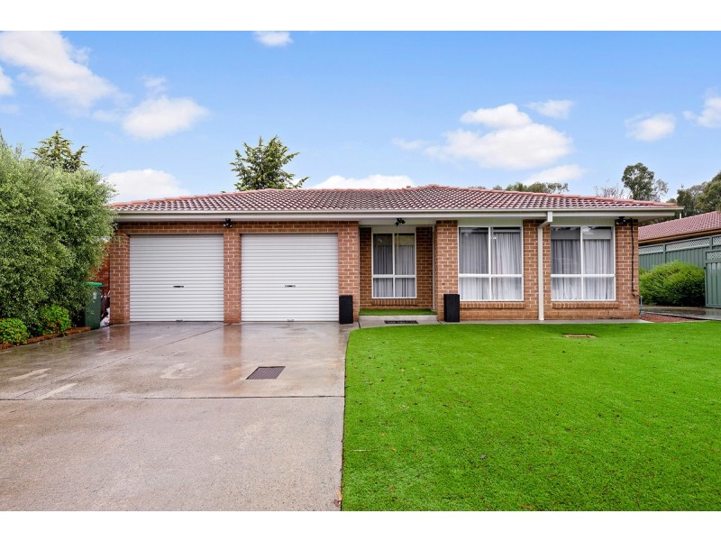 1/24 Helen Mayo Crescent, Bonython ACT 2905