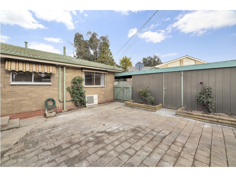 33 Bateman Street, Kambah ACT 2902