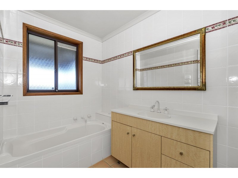 16 Hutcheson Street, Monash ACT 2904