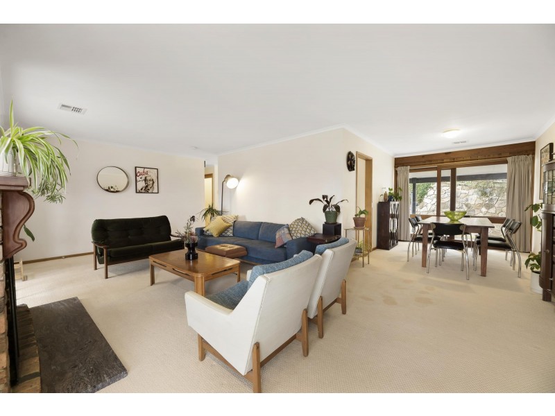 16 Adamson Crescent, Wanniassa ACT 2903